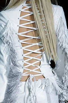 Look 24